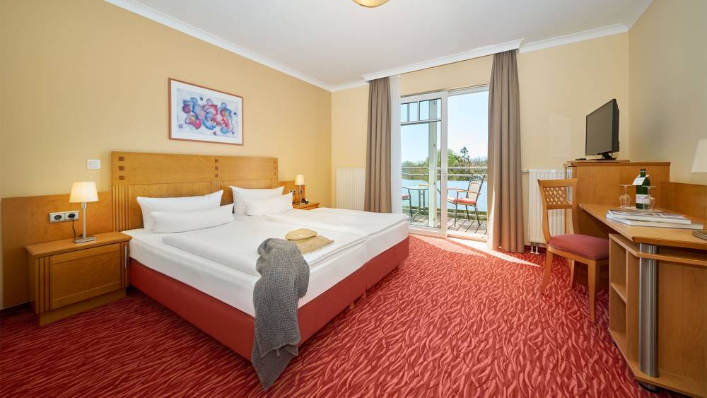 Komfort-Doppelzimmer zur Landseite (3./4. Etage)